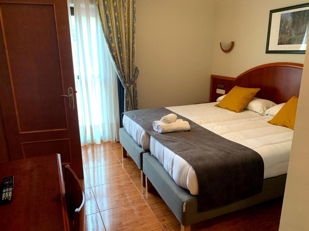 Hotel - Apartamentos Pena Santa Benia De Onis Zewnętrze zdjęcie