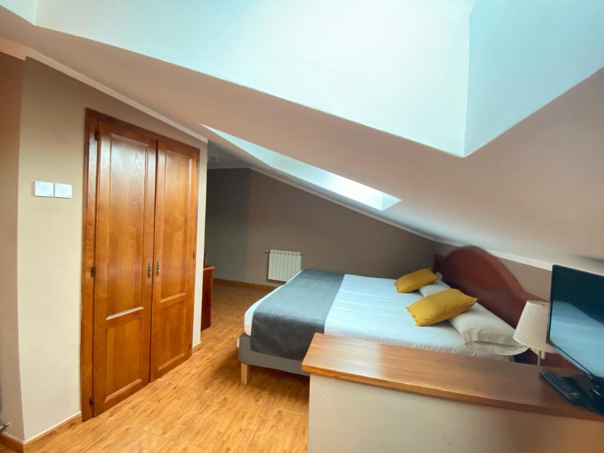 Hotel - Apartamentos Pena Santa Benia De Onis Zewnętrze zdjęcie