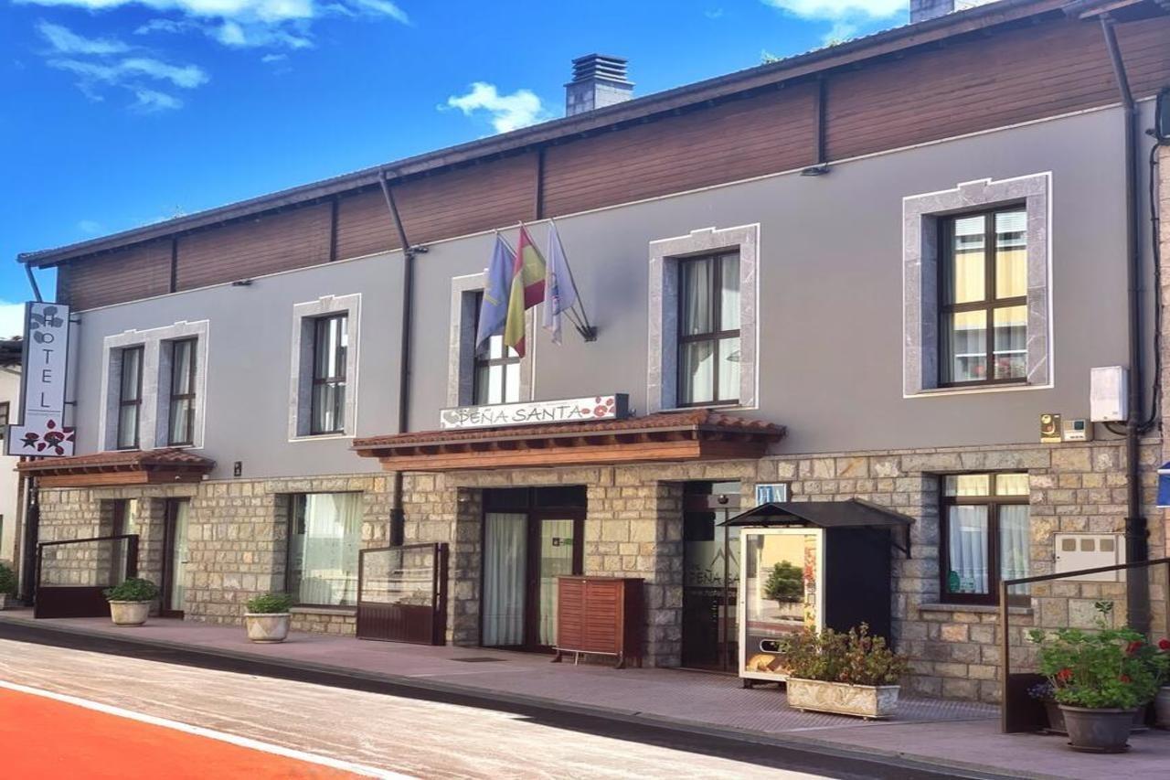 Hotel - Apartamentos Pena Santa Benia De Onis Zewnętrze zdjęcie