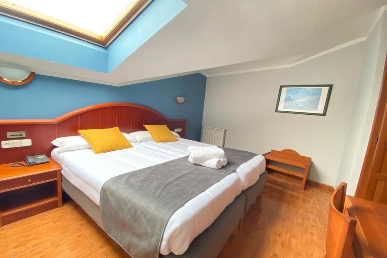 Hotel - Apartamentos Pena Santa Benia De Onis Zewnętrze zdjęcie
